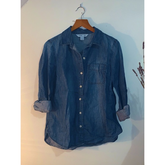 🔆 3 for $40 Old Navy Chambray Button Down NWOT - Picture 1 of 4